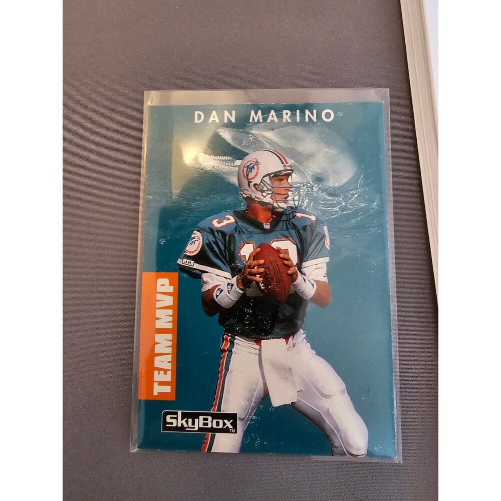 Dan Marino 1992 Skybox Primetime #332 - Team MVP - Dolphins-NFL - Fresh Pull